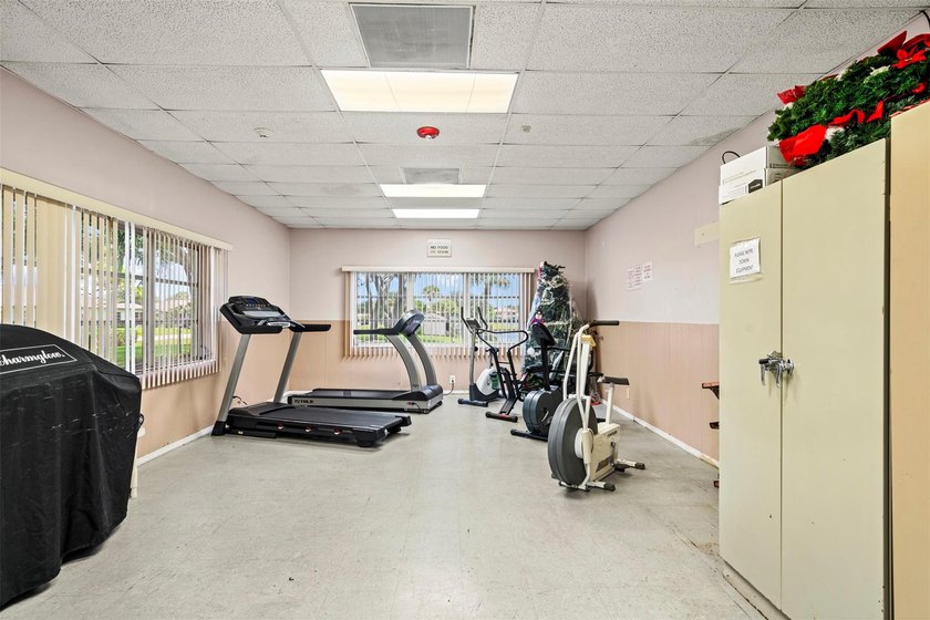 Best value in the Savannah's! No HOPA. This spacious 2br/2ba - photo 40