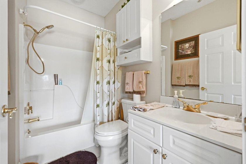 Discover the perfect blend of comfort and coastal convenience in - photo 15