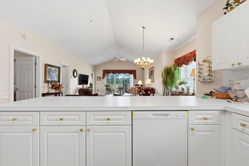 Discover the perfect blend of comfort and coastal convenience in - photo 18