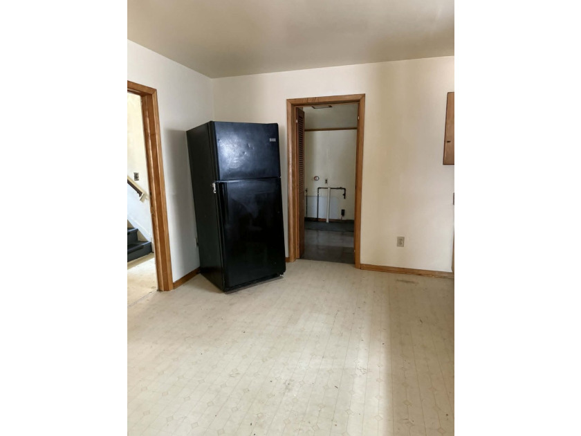 This City of Erie 2-unit has great curb appeal and will make a - photo 6