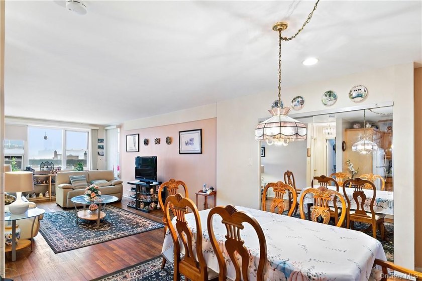 525 West 236th Street is a well-maintained cooperative building - photo 8