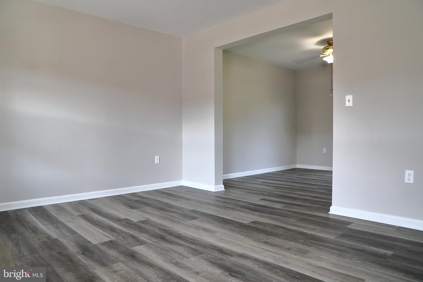 Totally renovated townhome like brand new! You' ll appreciate - photo 7