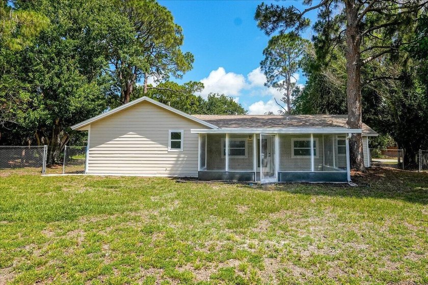 4 BR, 2 BA totally updated. Exterior features all new thermo - photo 35