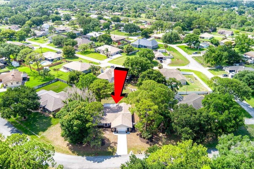 4 BR, 2 BA totally updated. Exterior features all new thermo - photo 41