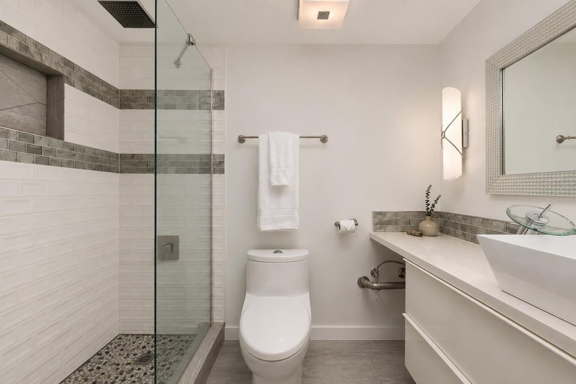 Beautifully renovated 1-bedroom home offers an exceptionally - photo 14