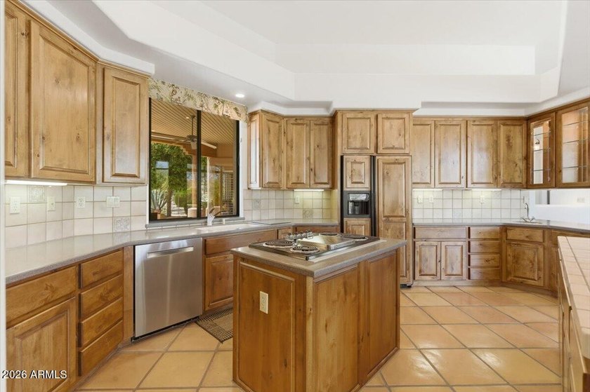 PRICED TO SELL! HUGE OPPORTUNITY to own this Southwest - photo 15