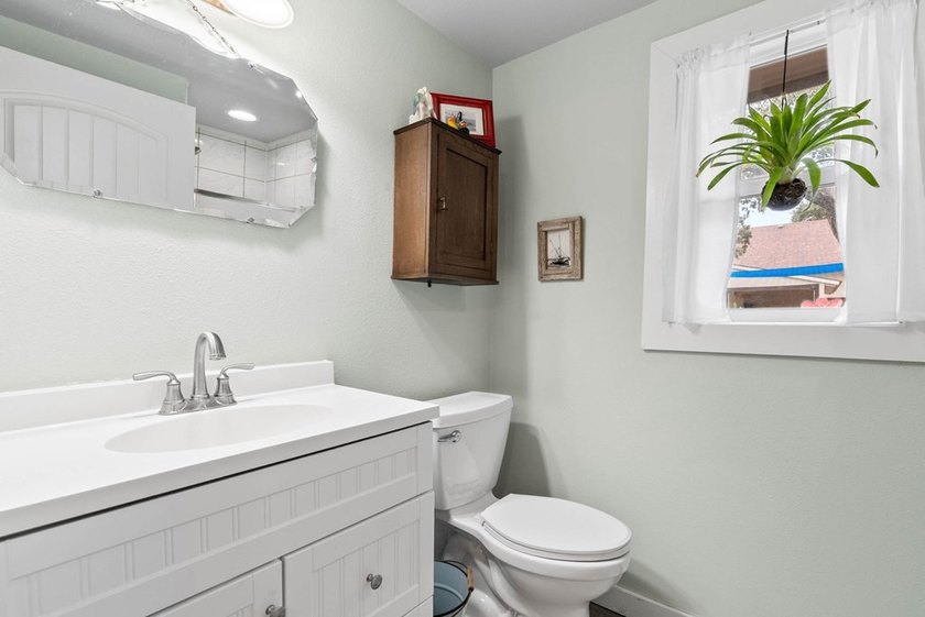 A Rare Jewel in Old Rockport - Meticulously Restored, Timelessly - photo 24