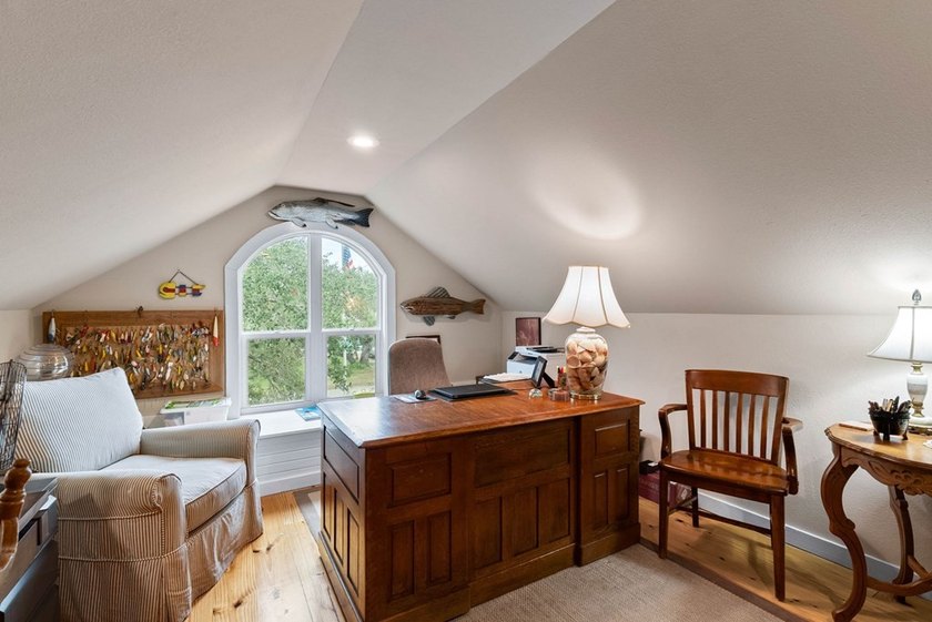 A Rare Jewel in Old Rockport - Meticulously Restored, Timelessly - photo 27