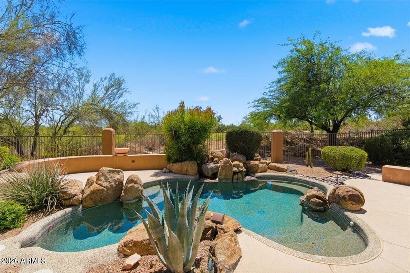 PRICED TO SELL! HUGE OPPORTUNITY to own this Southwest - photo 36