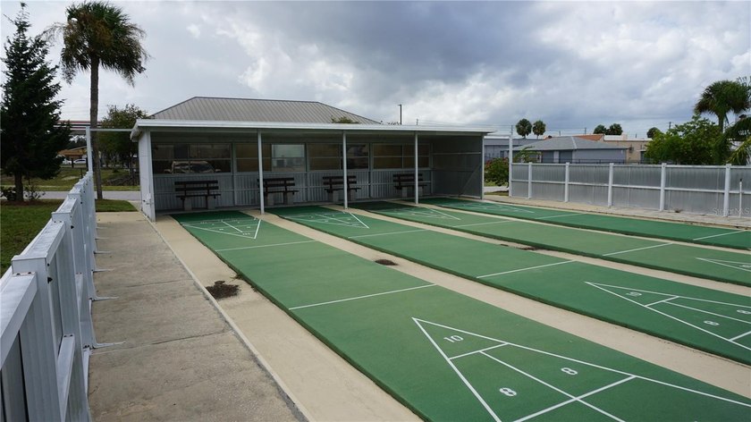 PONDEROSA PARK - SUPERB 2 BEDROOM, 2 BATH, BUILT IN 1994, EAT-IN - photo 31