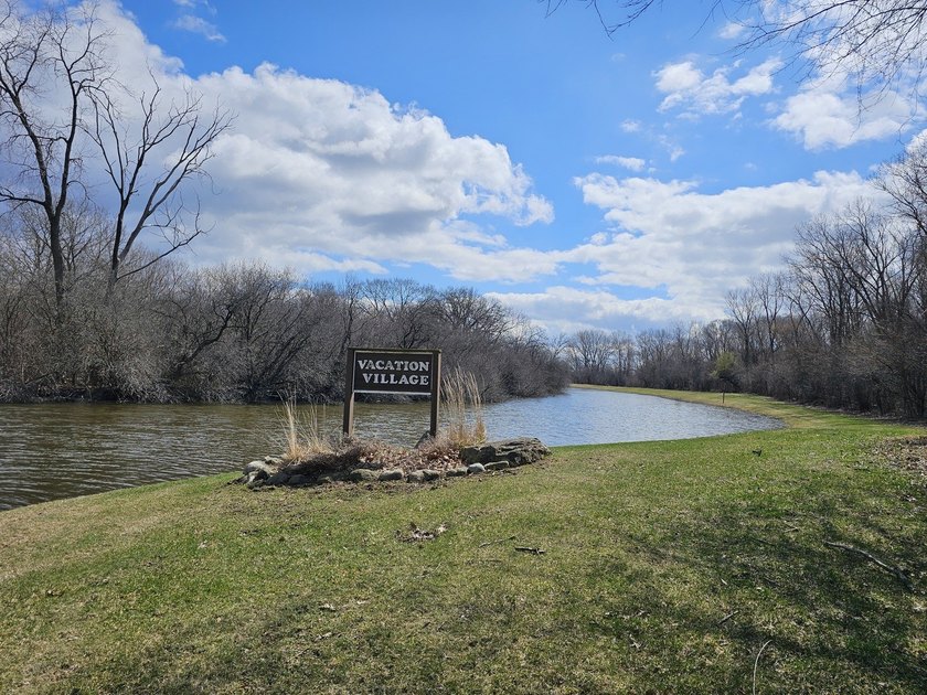 BEST BUY IN FOX LAKE - Resort Living at an Unbeatable Price Wake - photo 36