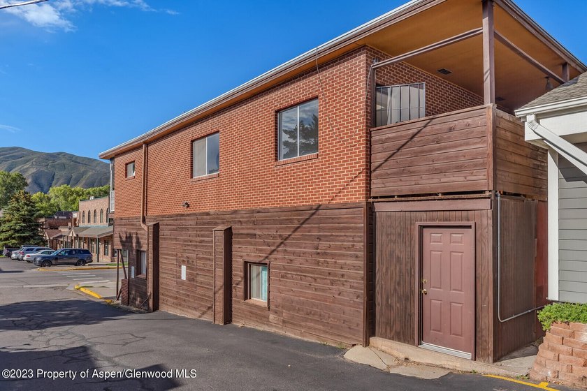 Own a rare standalone building in the heart of charming downtown - photo 10