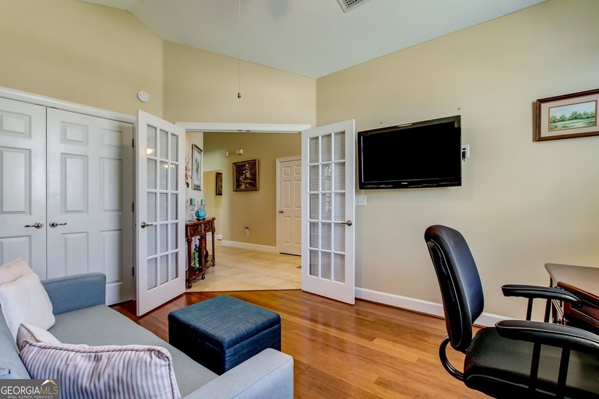 You will love this beautiful, low maintenance home in The - photo 9