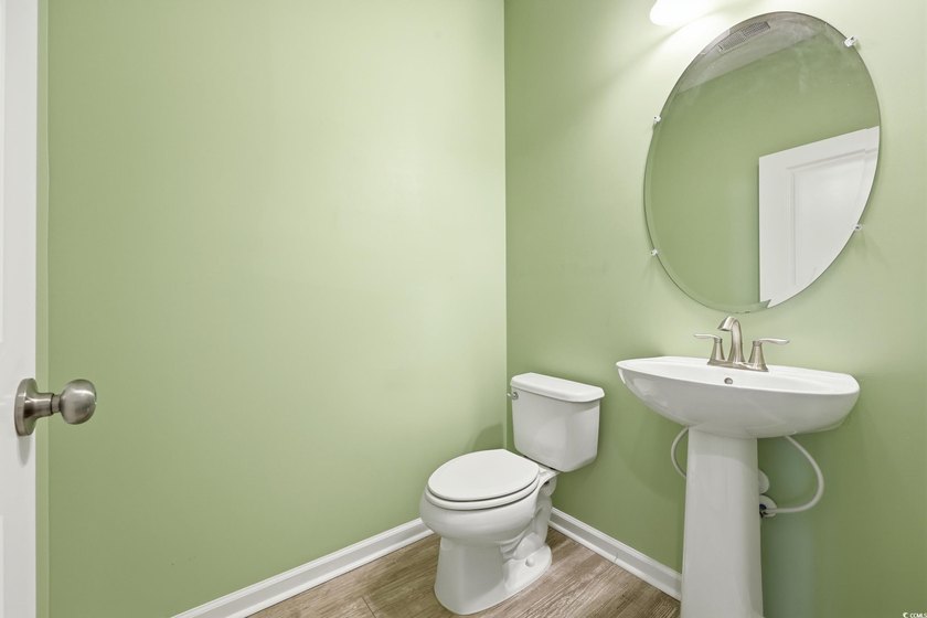 Coastal-Chic Split-Level in Sought-After Prince Creek - Primary - photo 12