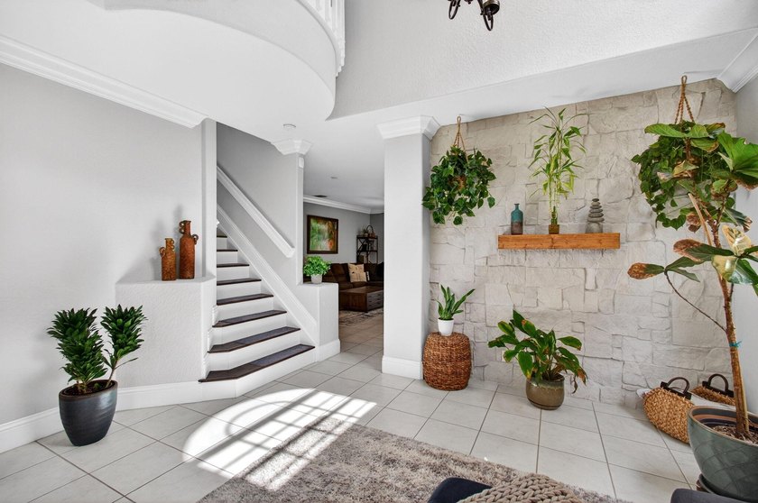 Tucked away on one of the most desirable lots in The Vineyards - photo 12