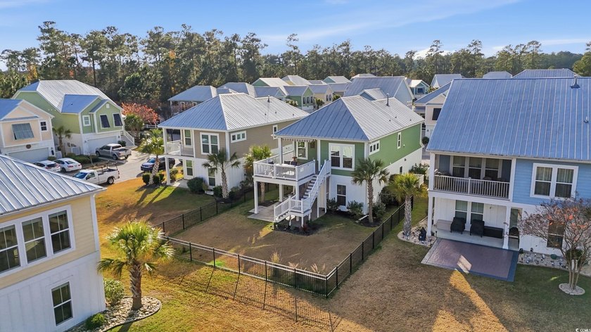 Coastal-Chic Split-Level in Sought-After Prince Creek - Primary - photo 32