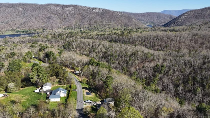 6388 Centennial Rd, Blacksburg, Va - photo 4