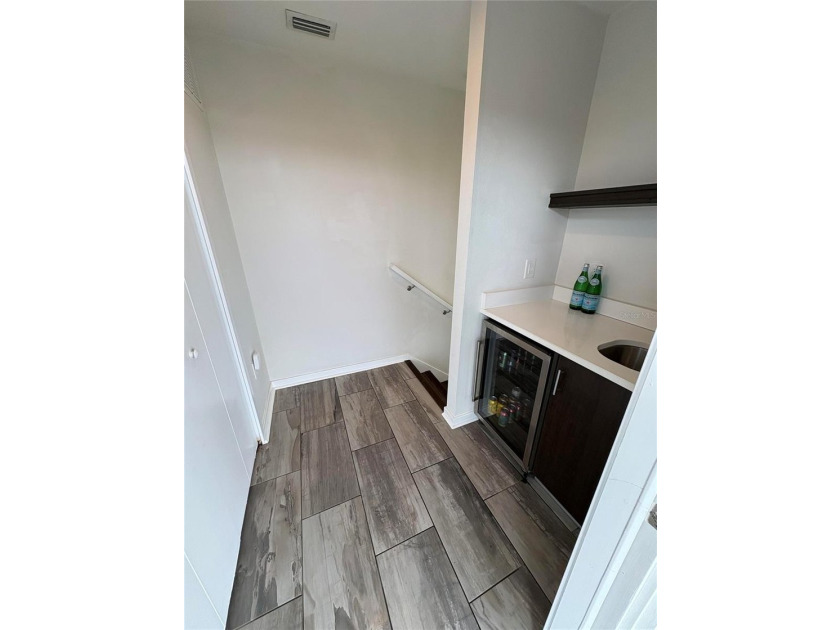Virtually Staged. Welcome to this beautifully designed townhouse - photo 25