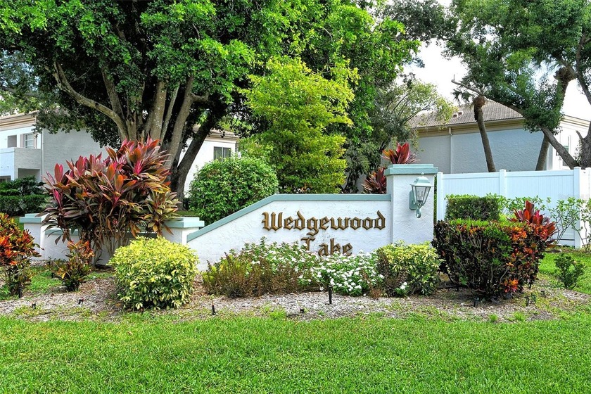 Welcome to this beautiful 2-bed, 2-bath first-story end unit in - photo 46