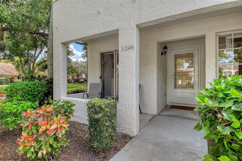 Welcome to this beautiful 2-bed, 2-bath first-story end unit in - photo 49