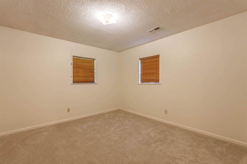 Charming 3 bedrooms, 2 bath home on 1 acre corner lot near - photo 17