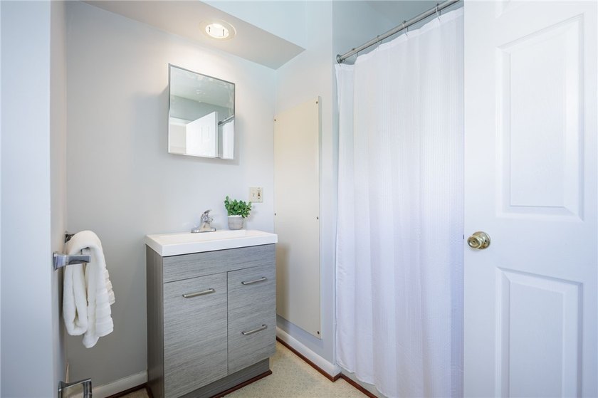 Another Rockin' Rochester Property! Welcome to 86 Grand Avenue! - photo 21