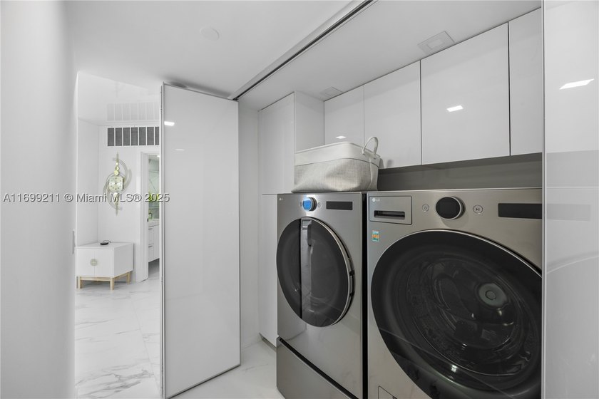 Enjoy breathtaking direct ocean views from this fully remodeled - photo 30