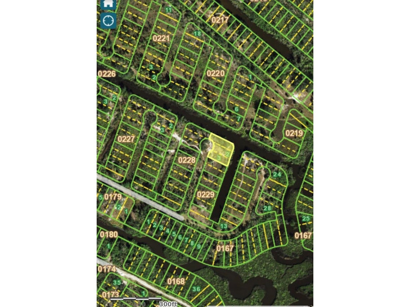 0.38 Acre lot located on Scott Canal which leads to Peace River - photo 6