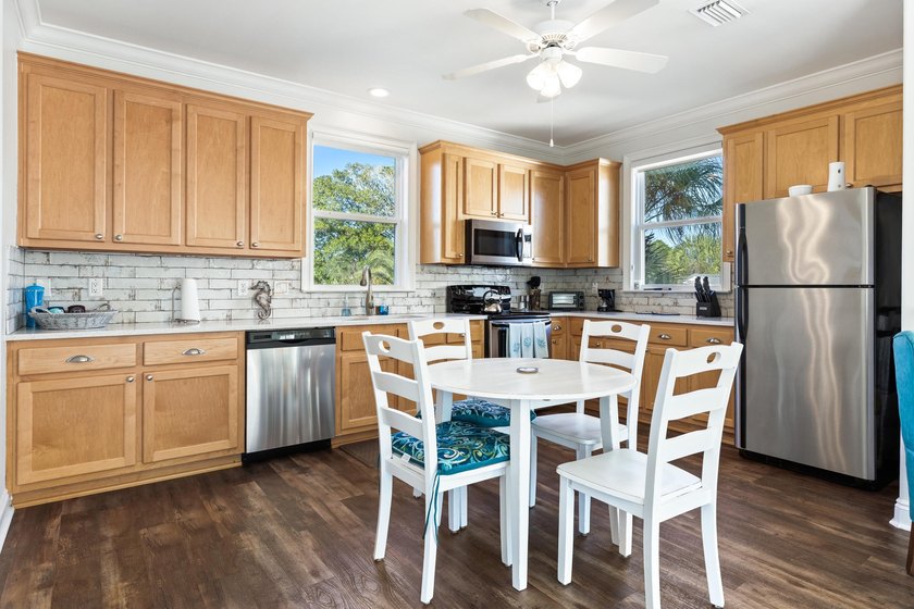 Welcome to your perfect beachside retreat - a captivating - photo 34