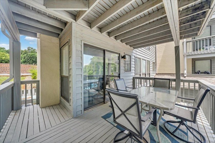 Move in ready and fully furnished 2BR, 2BA waterfront condo with - photo 29