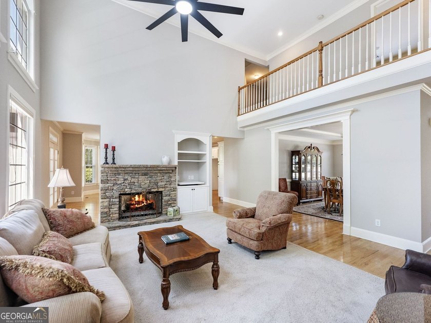 Some homes check boxes. Others make you want to stay awhile - photo 21