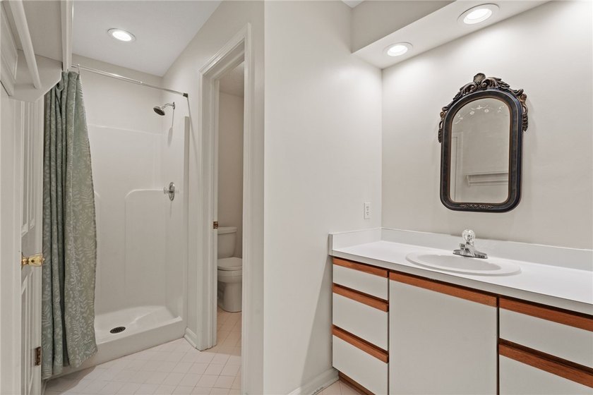 Welcome home to this beautifully maintained townhouse nestled on - photo 26