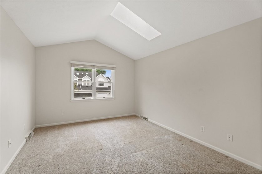 Welcome home to this beautifully maintained townhouse nestled on - photo 28