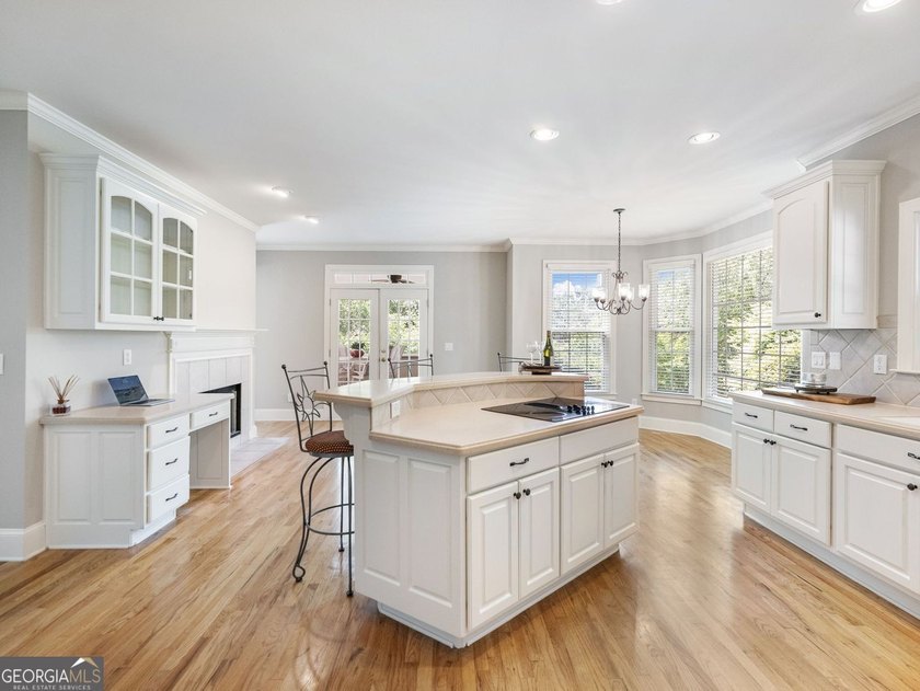 Some homes check boxes. Others make you want to stay awhile - photo 29
