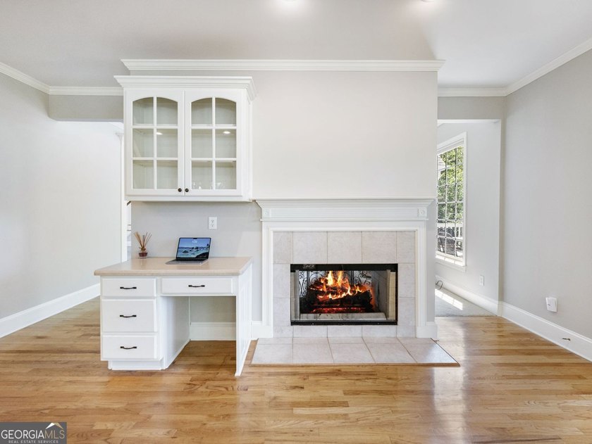 Some homes check boxes. Others make you want to stay awhile - photo 35