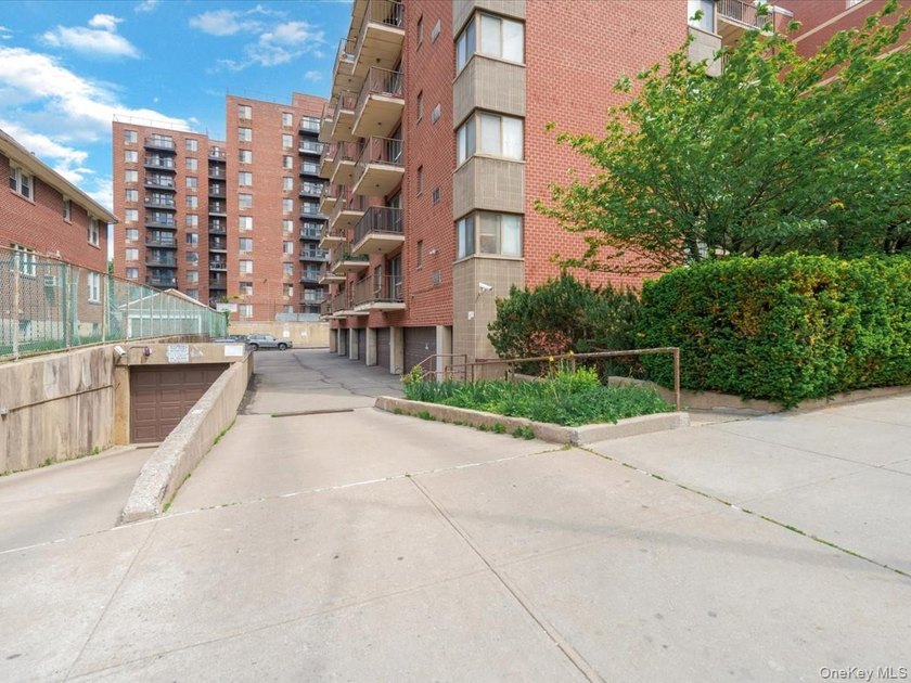 Rarely available south-facing one-bedroom, one-bathroom condo - photo 14