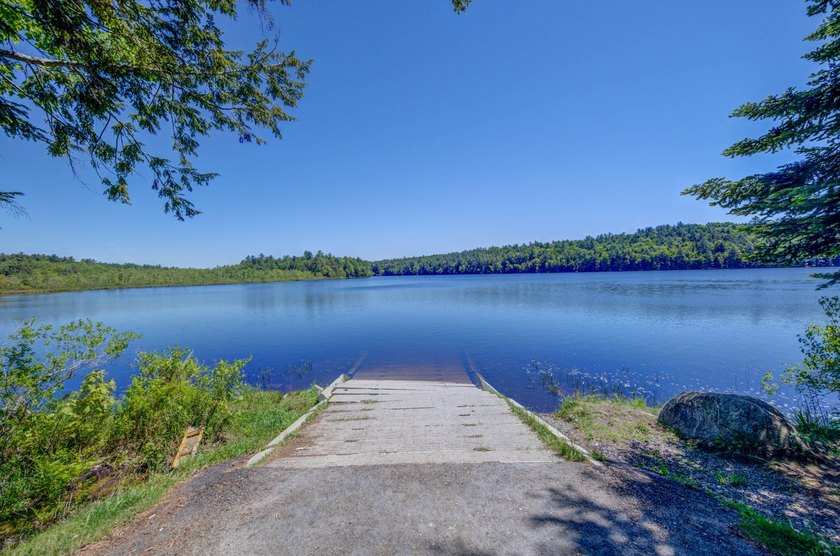 The perfect spot to build your dream home! This waterfront - photo 16