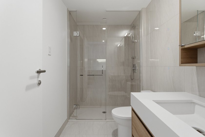 Appartement situe au 9e etage du prestigieux immeuble Le - photo 7
