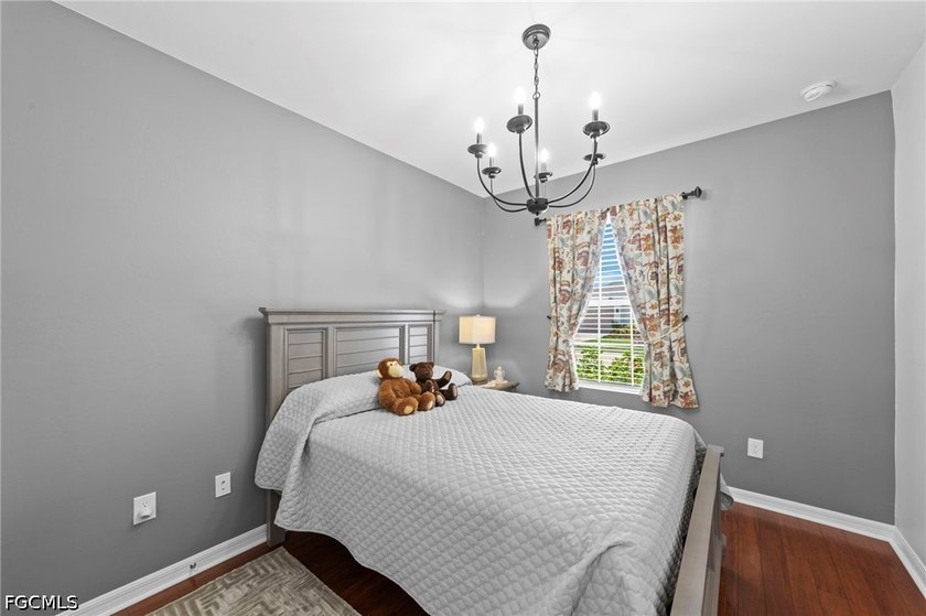 Welcome home to this beautifully upgraded villa in Magnolia - photo 26