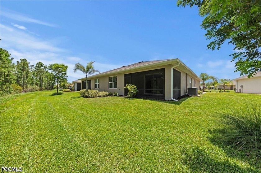 Welcome home to this beautifully upgraded villa in Magnolia - photo 35