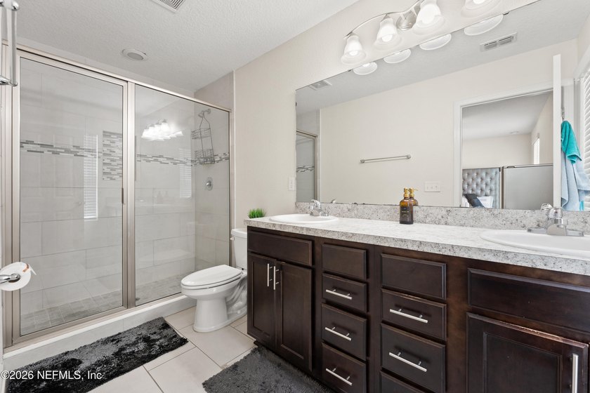 Beautiful 3 bedroom 2.5 bathroom two story home available now - photo 15