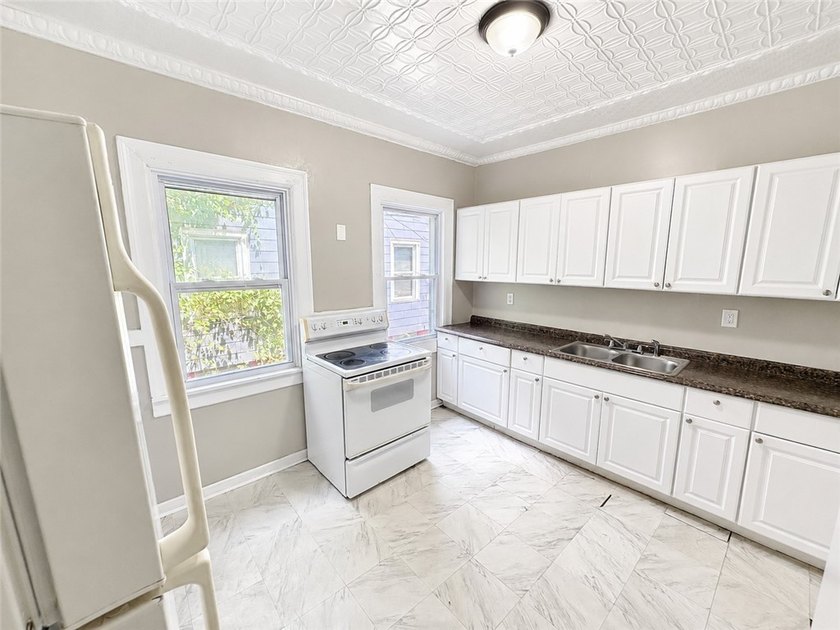 Another Rockin' Rochester Property! Solid duplex opportunity - photo 6