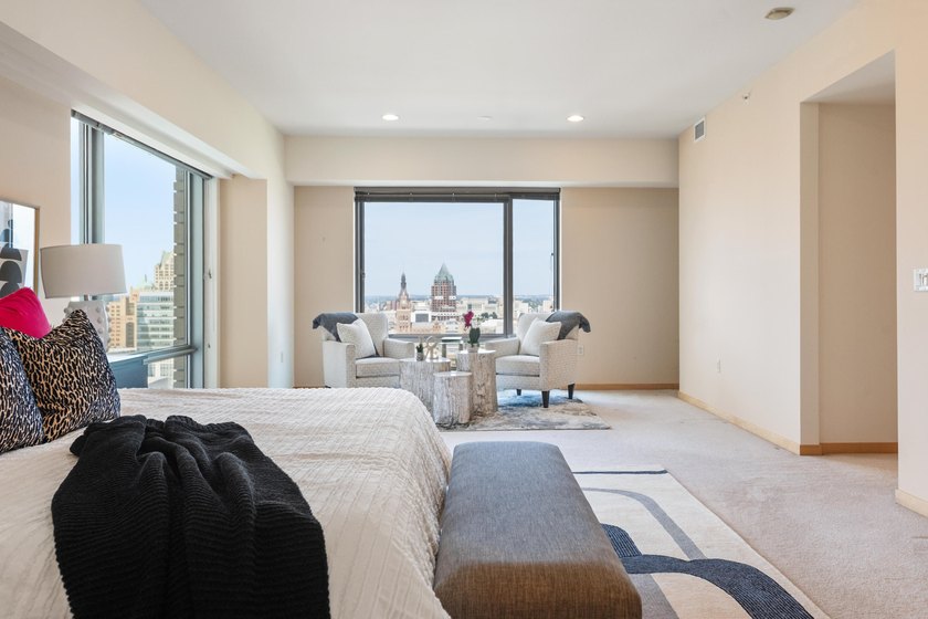 Experience luxury condo living at its finest in Kilbourn Tower - photo 17