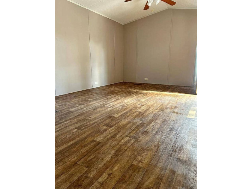 All you need in one BEAUTIFUL space! 2023 2 bedroom/2 bath - photo 5