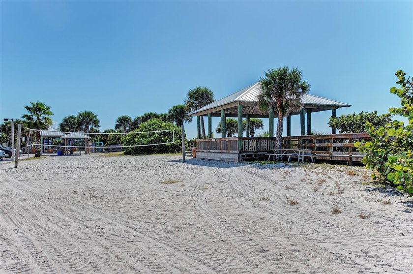 No HOA, deed restrictions or CDDs!!! Don't wait until demand - photo 22