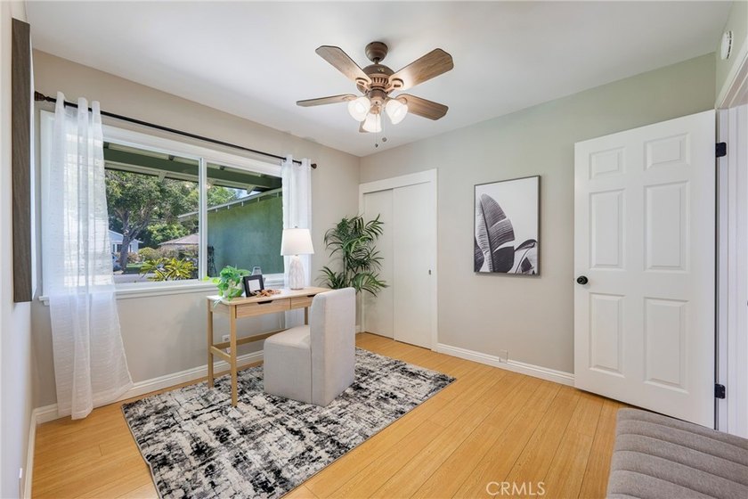 Welcome home to this beautifully well-maintained single-story - photo 13