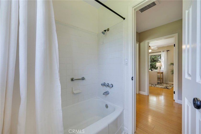 Welcome home to this beautifully well-maintained single-story - photo 17