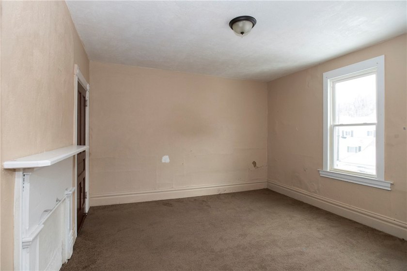 AWESOME HOME FOR SALE! Handicap accessible home just waiting for - photo 29