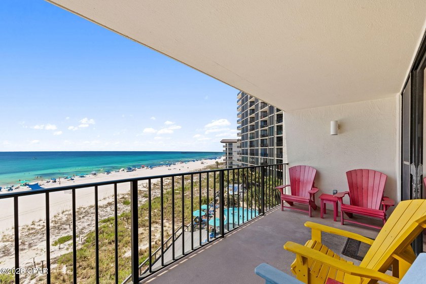 Welcome to Unit 403 at Edgewater Resort with beautiful updates - photo 2