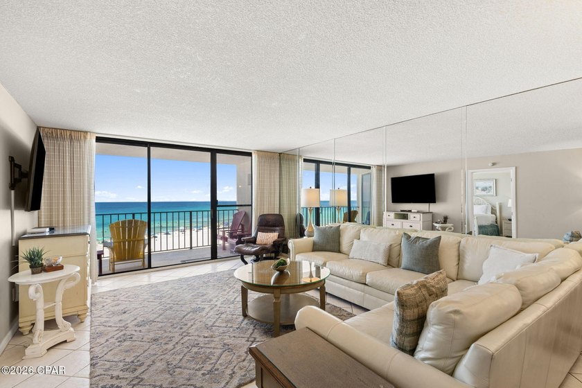Welcome to Unit 403 at Edgewater Resort with beautiful updates - photo 3
